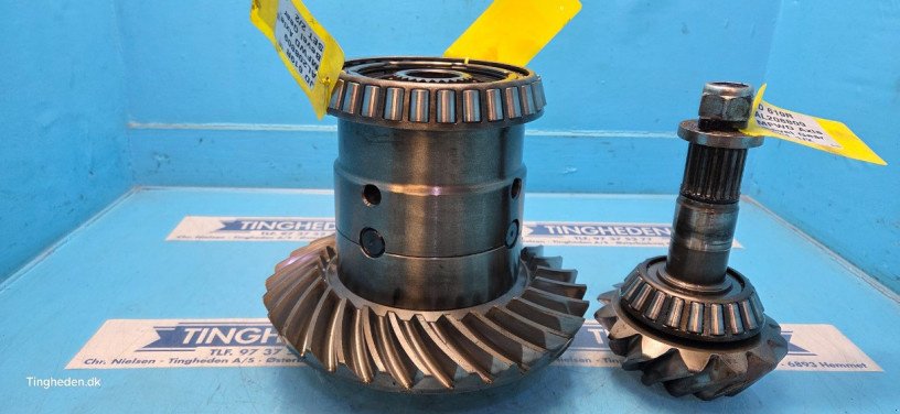 Achsen & Lenkung des Typs John Deere 6215R, Gebrauchtmaschine in Hemmet (Bild 5)