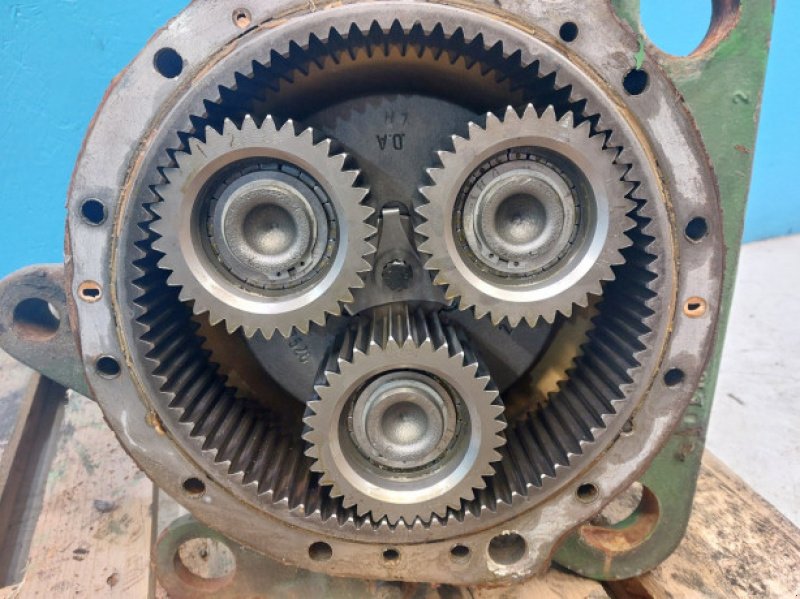 Achsen & Lenkung des Typs John Deere 6400, Gebrauchtmaschine in Hemmet (Bild 11)