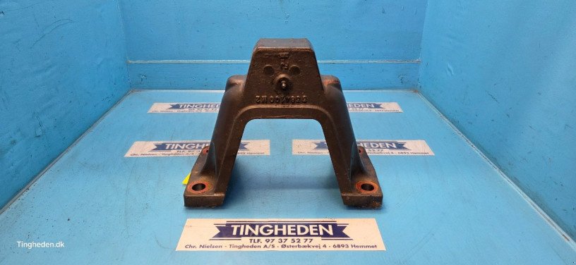 Achsen & Lenkung des Typs Massey Ferguson 3060, Gebrauchtmaschine in Hemmet (Bild 1)