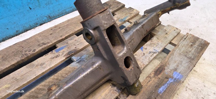 Achsen & Lenkung des Typs Massey Ferguson 3060, Gebrauchtmaschine in Hemmet (Bild 4)