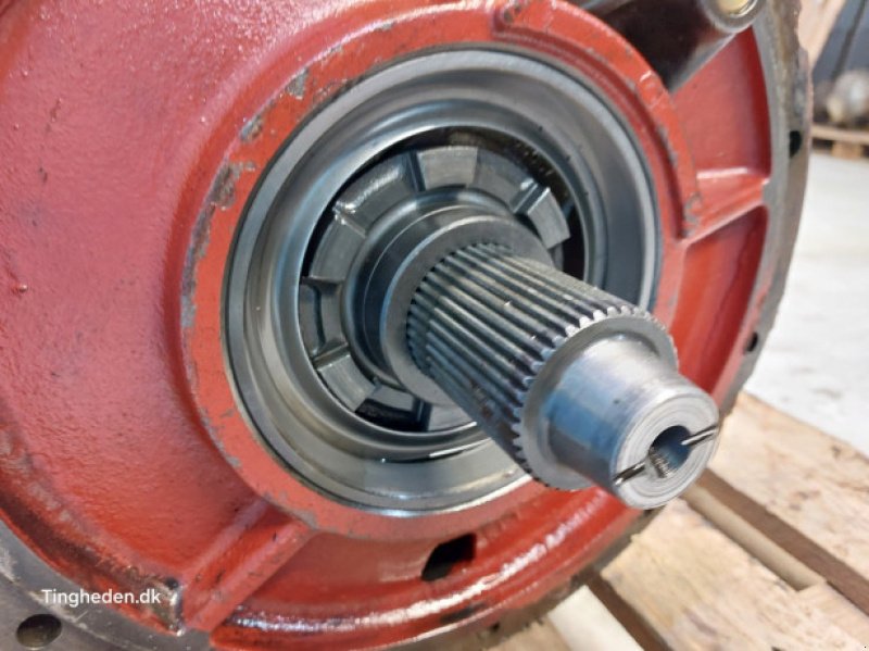 Achsen & Lenkung des Typs Massey Ferguson 690, Gebrauchtmaschine in Hemmet (Bild 5)