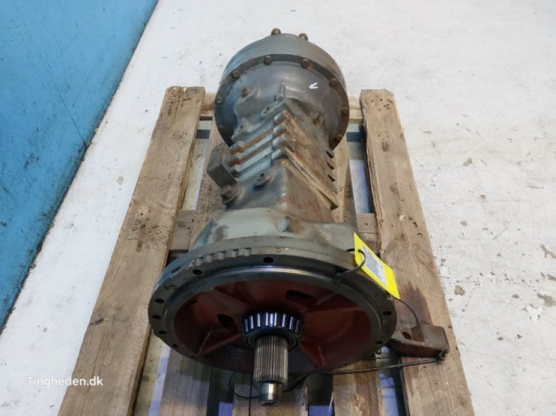 Achsen & Lenkung des Typs Massey Ferguson 690, Gebrauchtmaschine in Hemmet (Bild 5)