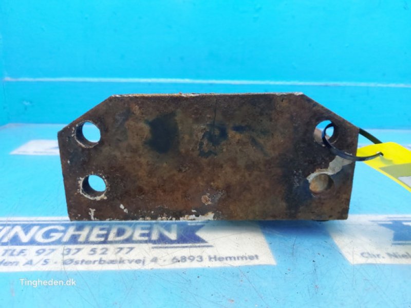 Achsen & Lenkung des Typs Massey Ferguson 690, Gebrauchtmaschine in Hemmet (Bild 4)