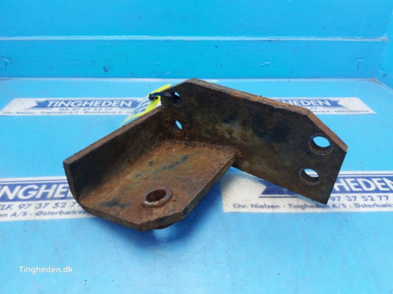 Achsen & Lenkung des Typs Massey Ferguson 690, Gebrauchtmaschine in Hemmet (Bild 2)