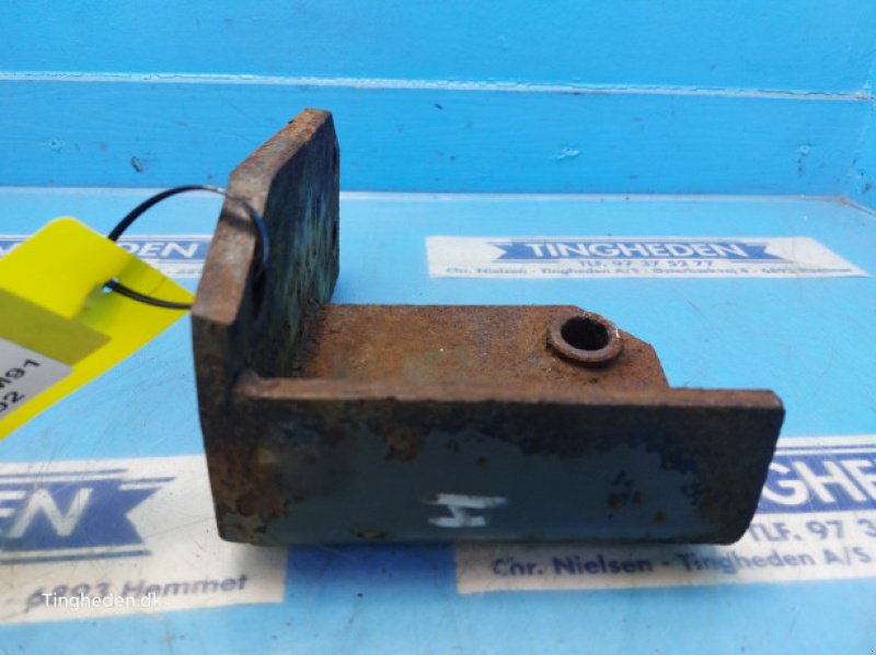 Achsen & Lenkung des Typs Massey Ferguson 690, Gebrauchtmaschine in Hemmet (Bild 5)