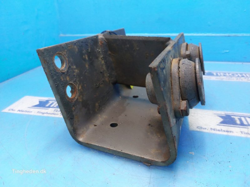 Achsen & Lenkung des Typs Massey Ferguson 690, Gebrauchtmaschine in Hemmet (Bild 3)