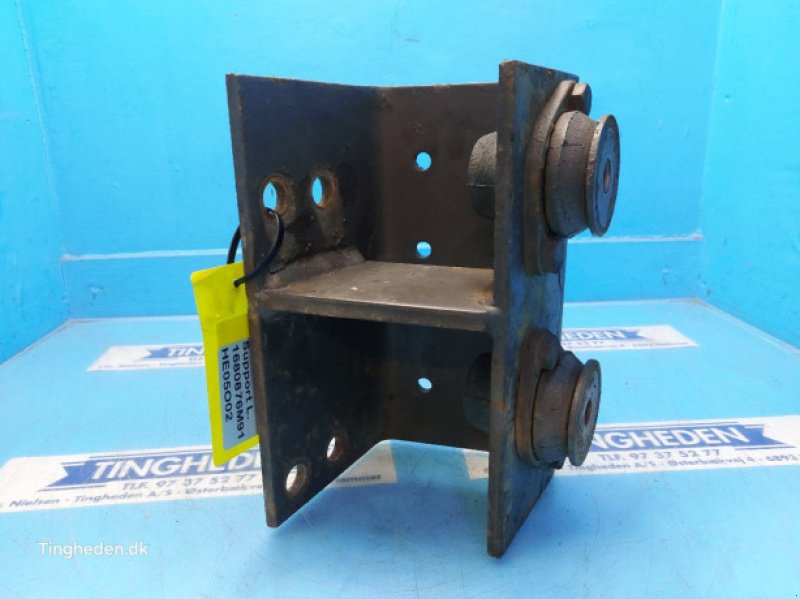 Achsen & Lenkung des Typs Massey Ferguson 690, Gebrauchtmaschine in Hemmet (Bild 10)