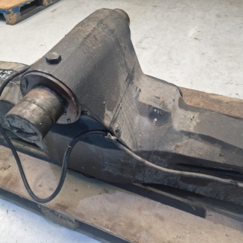Achsen & Lenkung des Typs Massey Ferguson 8470, Gebrauchtmaschine in Hemmet (Bild 15)