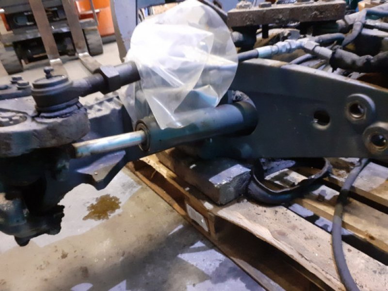 Achsen & Lenkung des Typs New Holland 8770, Gebrauchtmaschine in Hemmet (Bild 9)