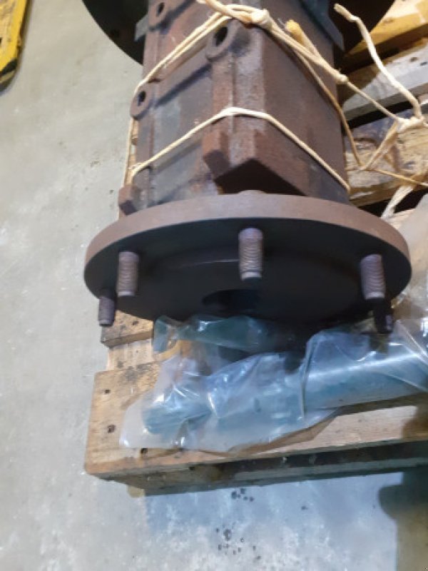 Achsen & Lenkung des Typs New Holland M160, Gebrauchtmaschine in Hemmet (Bild 5)