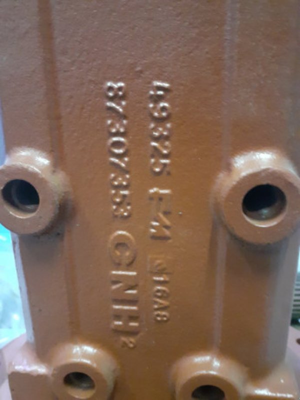 Achsen & Lenkung des Typs New Holland T7060, Gebrauchtmaschine in Hemmet (Bild 11)