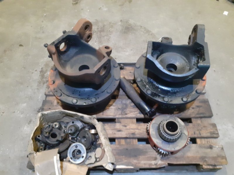 Achsen & Lenkung des Typs New Holland T8050, Gebrauchtmaschine in Hemmet (Bild 12)