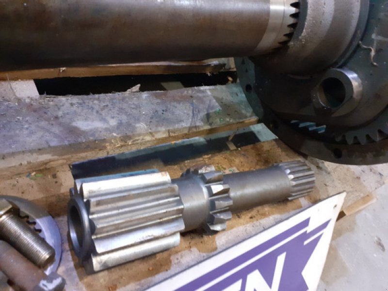 Achsen & Lenkung des Typs New Holland TM 150, Gebrauchtmaschine in Hemmet (Bild 15)