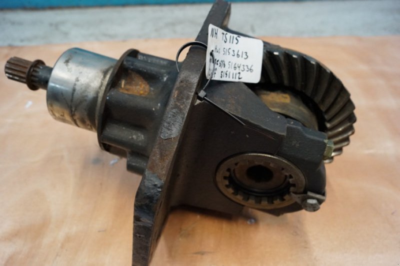 Achsen & Lenkung des Typs New Holland TS115, Gebrauchtmaschine in Hemmet (Bild 2)