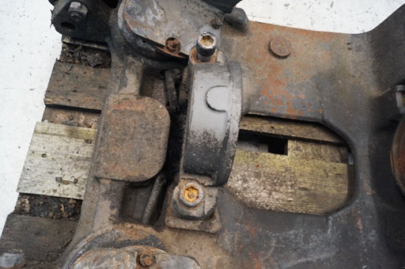 Achsen & Lenkung des Typs Valtra T213, Gebrauchtmaschine in Hemmet (Bild 9)