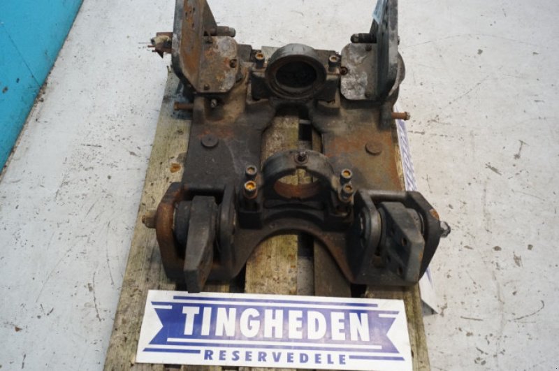 Achsen & Lenkung des Typs Valtra T213, Gebrauchtmaschine in Hemmet (Bild 5)