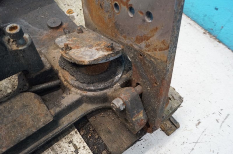 Achsen & Lenkung des Typs Valtra T213, Gebrauchtmaschine in Hemmet (Bild 20)
