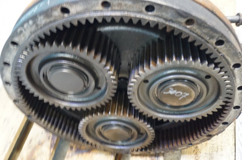 Achsen & Lenkung des Typs Valtra T213, Gebrauchtmaschine in Hemmet (Bild 11)