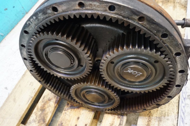 Achsen & Lenkung des Typs Valtra T213, Gebrauchtmaschine in Hemmet (Bild 12)