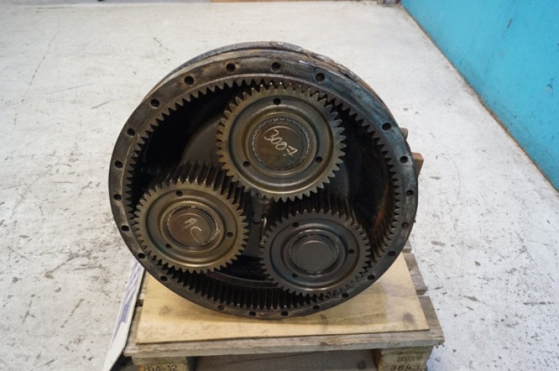 Achsen & Lenkung des Typs Valtra T213, Gebrauchtmaschine in Hemmet (Bild 10)