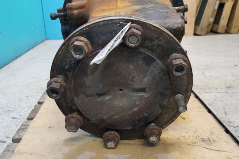 Achsen & Lenkung des Typs Valtra T213, Gebrauchtmaschine in Hemmet (Bild 4)