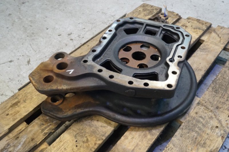 Achsen & Lenkung des Typs Valtra T213, Gebrauchtmaschine in Hemmet (Bild 11)