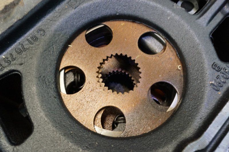 Achsen & Lenkung des Typs Valtra T213, Gebrauchtmaschine in Hemmet (Bild 12)