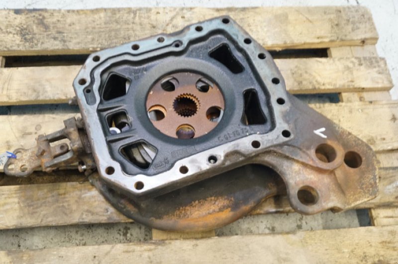 Achsen & Lenkung des Typs Valtra T213, Gebrauchtmaschine in Hemmet (Bild 2)