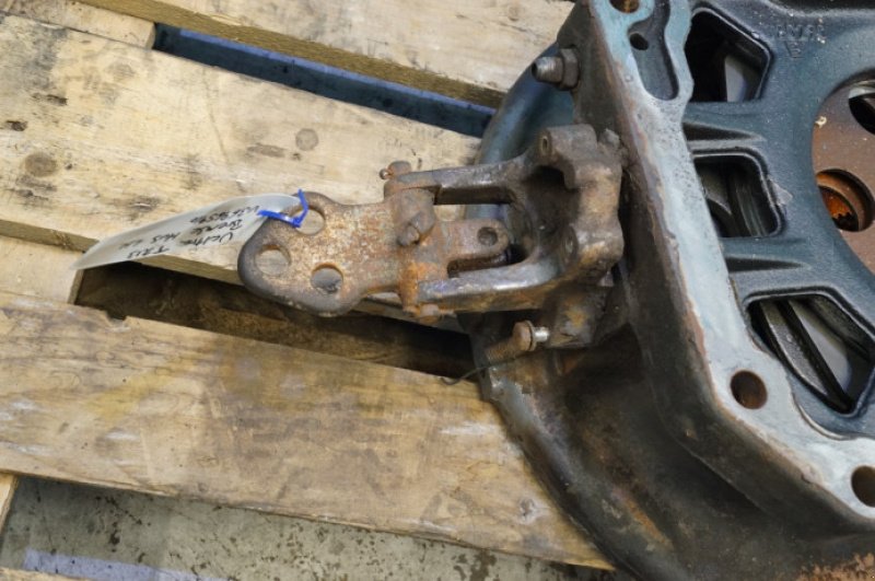 Achsen & Lenkung des Typs Valtra T213, Gebrauchtmaschine in Hemmet (Bild 4)