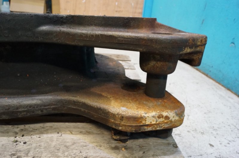 Achsen & Lenkung des Typs Valtra T213, Gebrauchtmaschine in Hemmet (Bild 10)