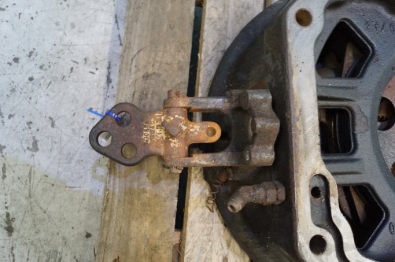 Achsen & Lenkung des Typs Valtra T213, Gebrauchtmaschine in Hemmet (Bild 3)