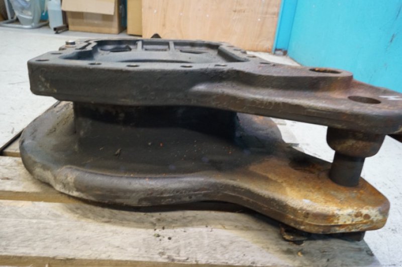 Achsen & Lenkung des Typs Valtra T213, Gebrauchtmaschine in Hemmet (Bild 11)