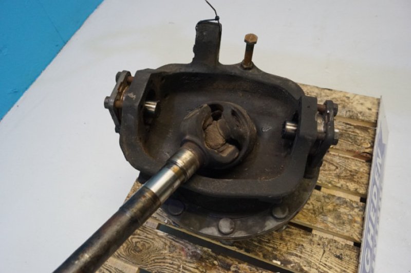 Achsen & Lenkung des Typs Valtra T213, Gebrauchtmaschine in Hemmet (Bild 7)