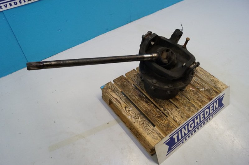 Achsen & Lenkung des Typs Valtra T213, Gebrauchtmaschine in Hemmet (Bild 4)