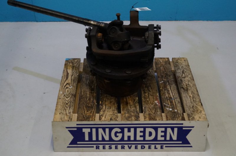 Achsen & Lenkung des Typs Valtra T213, Gebrauchtmaschine in Hemmet (Bild 1)