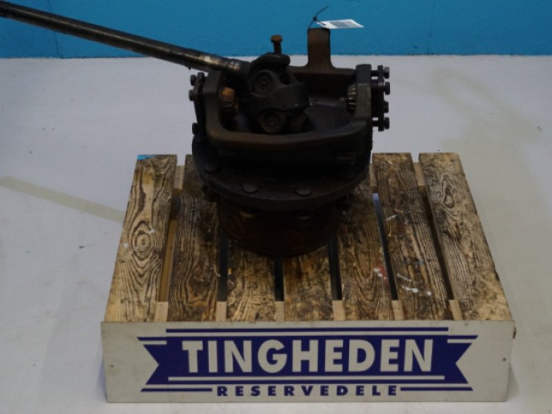 Achsen & Lenkung tipa Valtra T213, Gebrauchtmaschine u Hemmet (Slika 1)