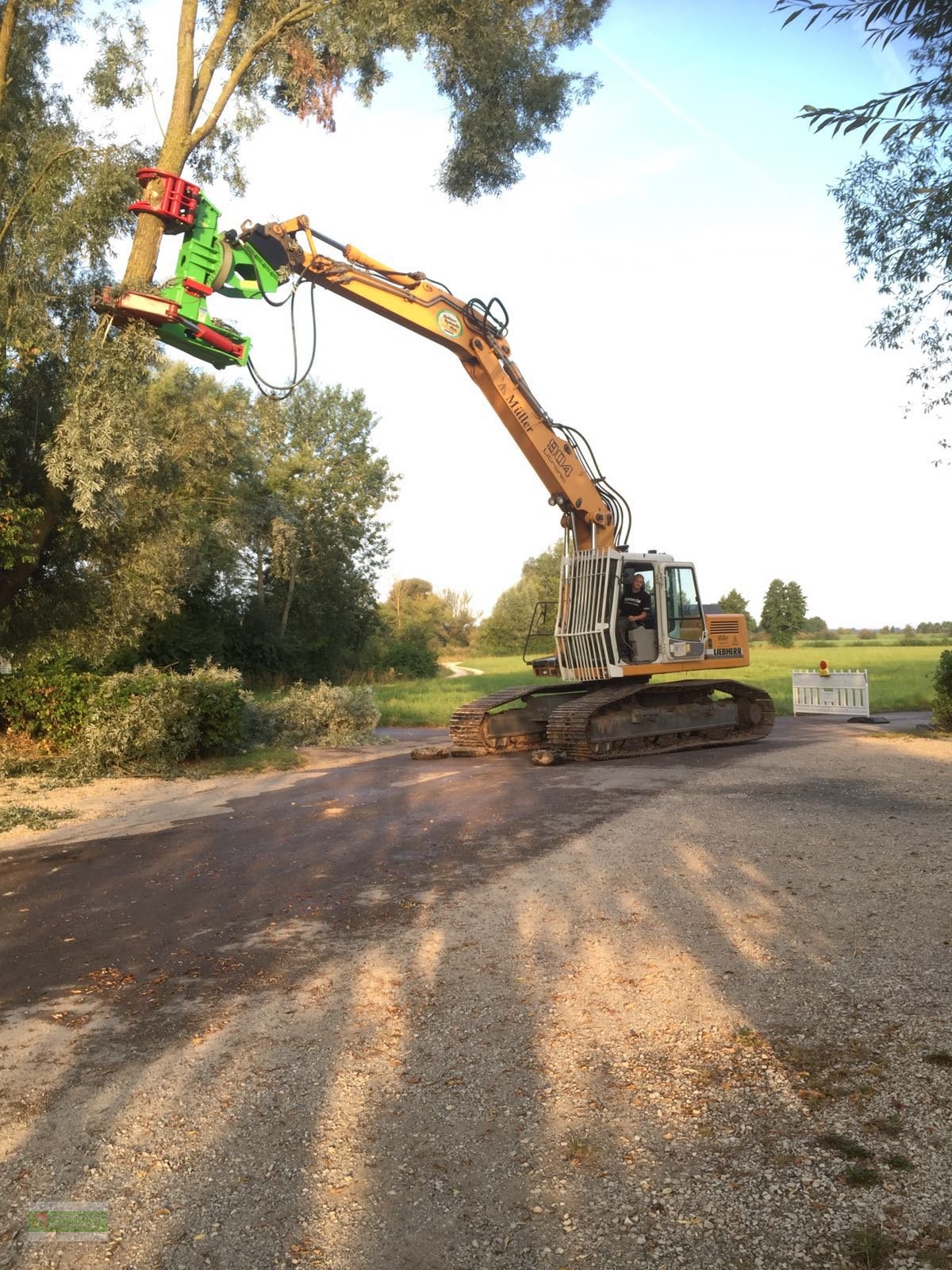 Aggregat & Anbauprozessor des Typs Dorfmeister HBS 450 Fällgreifer Baumschere, Neumaschine in Roßbach (Bild 18)