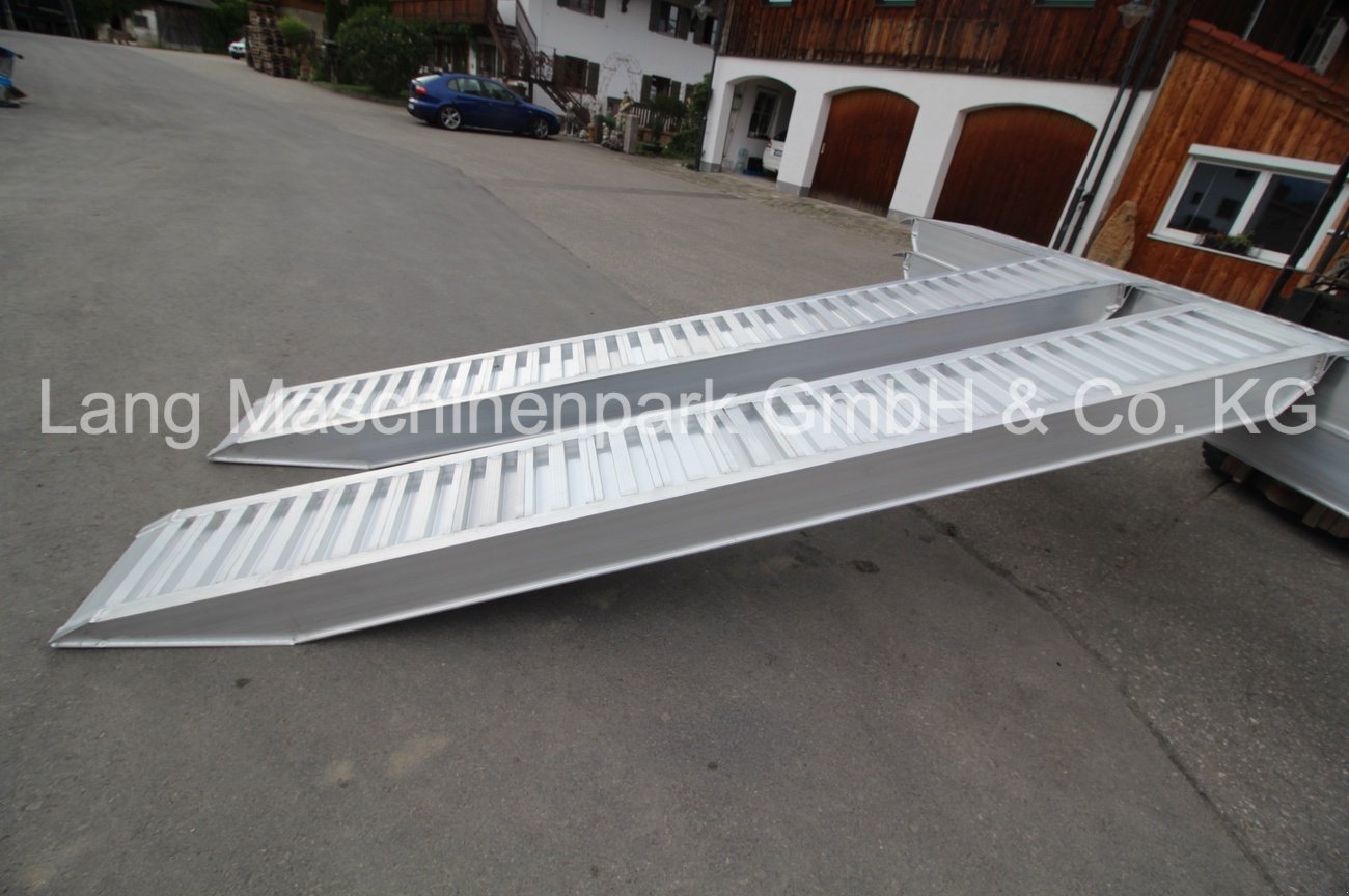 Alurampe des Typs DIMA 40/120, Neumaschine in Petting (Bild 3)