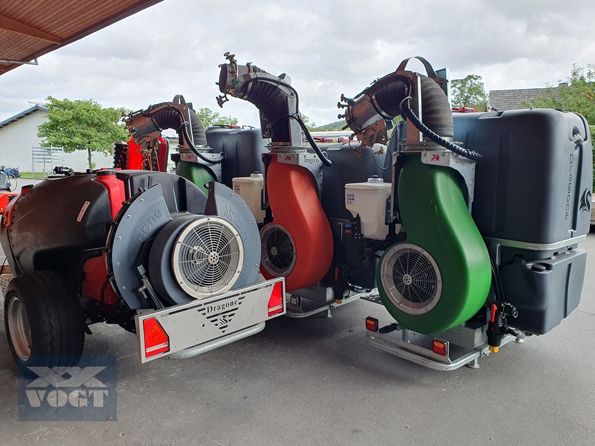 Anbau-Gebläsespritze του τύπου DRAGONE AZ2 1000 Sprühgerät /Gebläsespritze für Weihnachtsbäume-, Neumaschine σε Schmallenberg (Φωτογραφία 13)