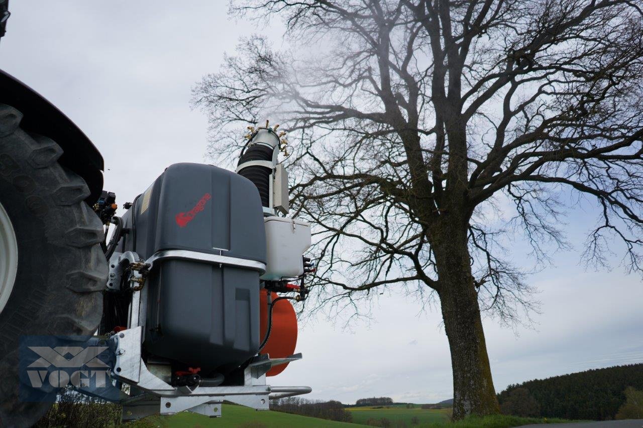 Anbau-Gebläsespritze of the type DRAGONE AZ2 1000K Sprühgerät /Gebläsespritze zur EPS Bekämpfung, Neumaschine in Schmallenberg (Picture 6)