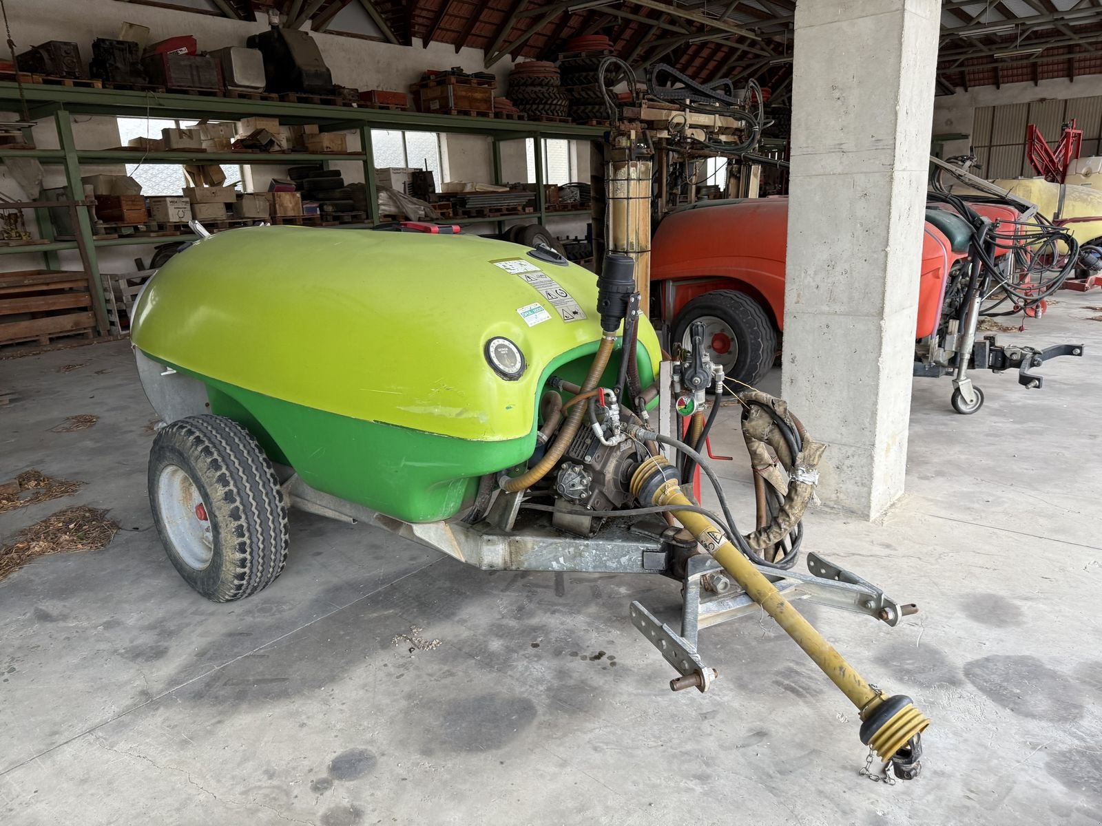 Anbau-Gebläsespritze of the type Jessernigg 1500 Liter Gebläsespritze, Gebrauchtmaschine in Hohenruppersdorf (Picture 1)