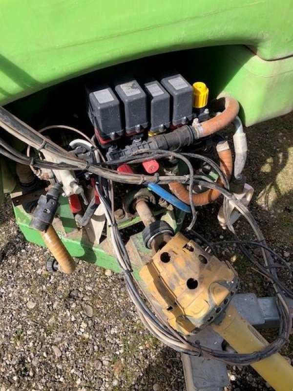 Anbau-Gebläsespritze του τύπου Jessernigg Dual 1500L - elektrische Bedienung, Gebrauchtmaschine σε Mistelbach (Φωτογραφία 3)