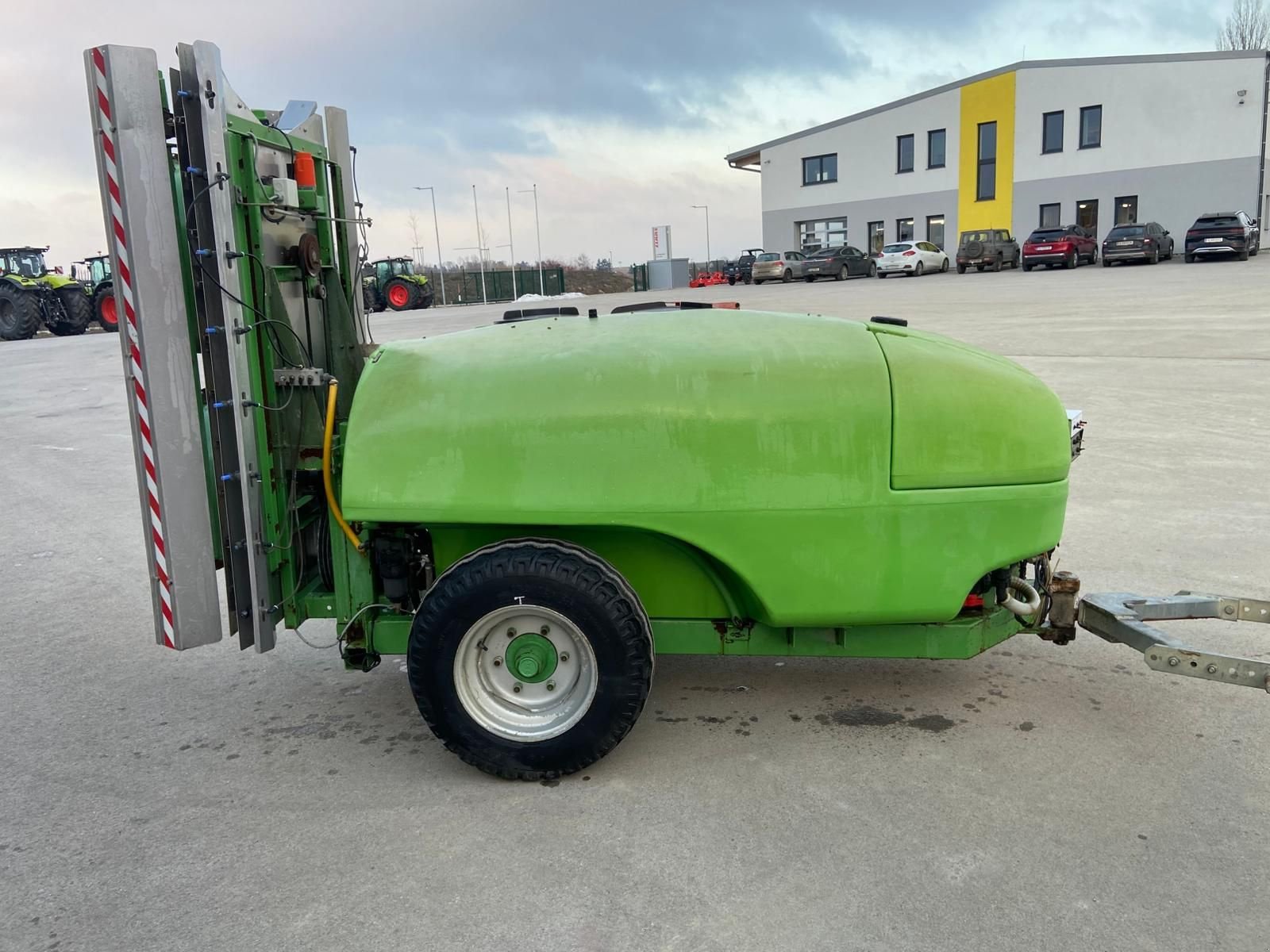 Anbau-Gebläsespritze typu Jessernigg Dual 1500L - elektrische Bedienung, Gebrauchtmaschine v Grund (Obrázok 13)