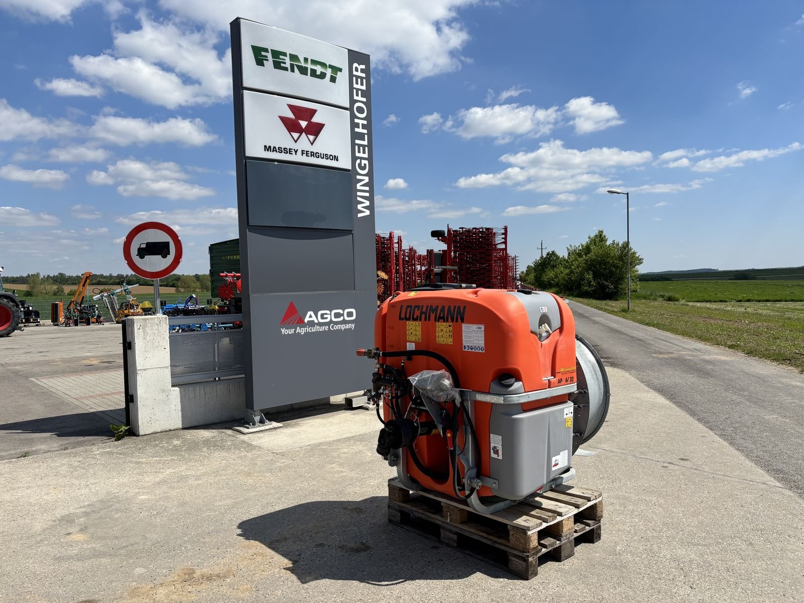 Anbau-Gebläsespritze of the type Lochmann AP 6/32, Gebrauchtmaschine in Starrein (Picture 1)