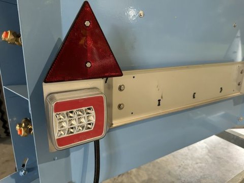 Anbau-Gebläsespritze des Typs Sonstige Loire 1500, Neumaschine in Grund (Bild 8)