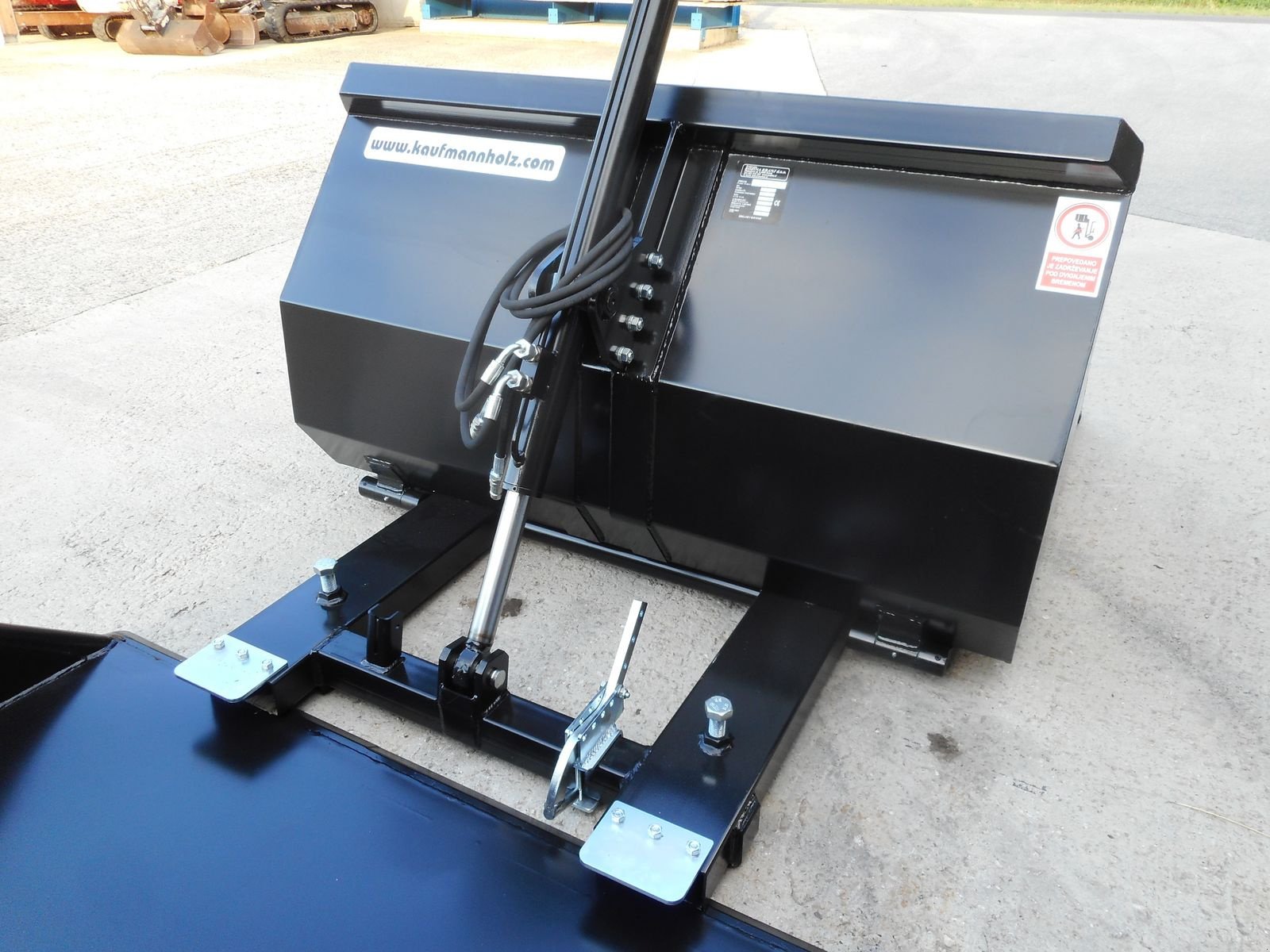 Anbaugerät des Typs Kozina NP1600 + NP2000 ( 160 u. 200cm Breit ), Gebrauchtmaschine in St. Nikolai ob Draßling (Bild 7)