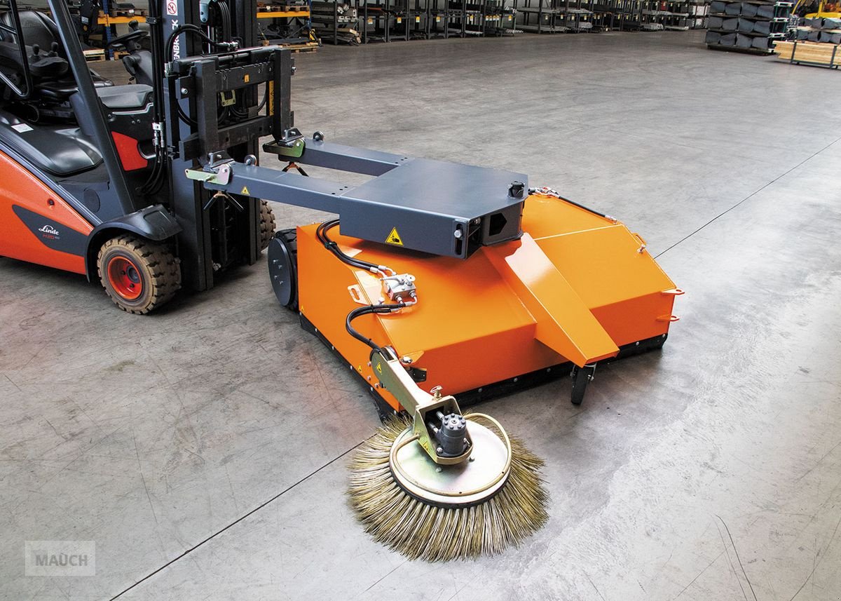 Anbaugerät des Typs Sonstige Bema Kehrmaschine Sweezy 40 WD, Neumaschine in Burgkirchen (Bild 4)