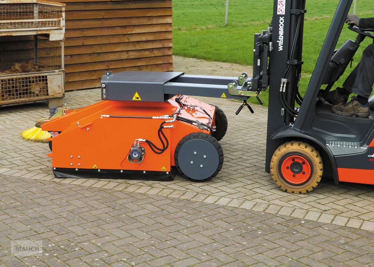 Anbaugerät des Typs Sonstige Bema Kehrmaschine Sweezy 40 WD, Neumaschine in Burgkirchen (Bild 1)