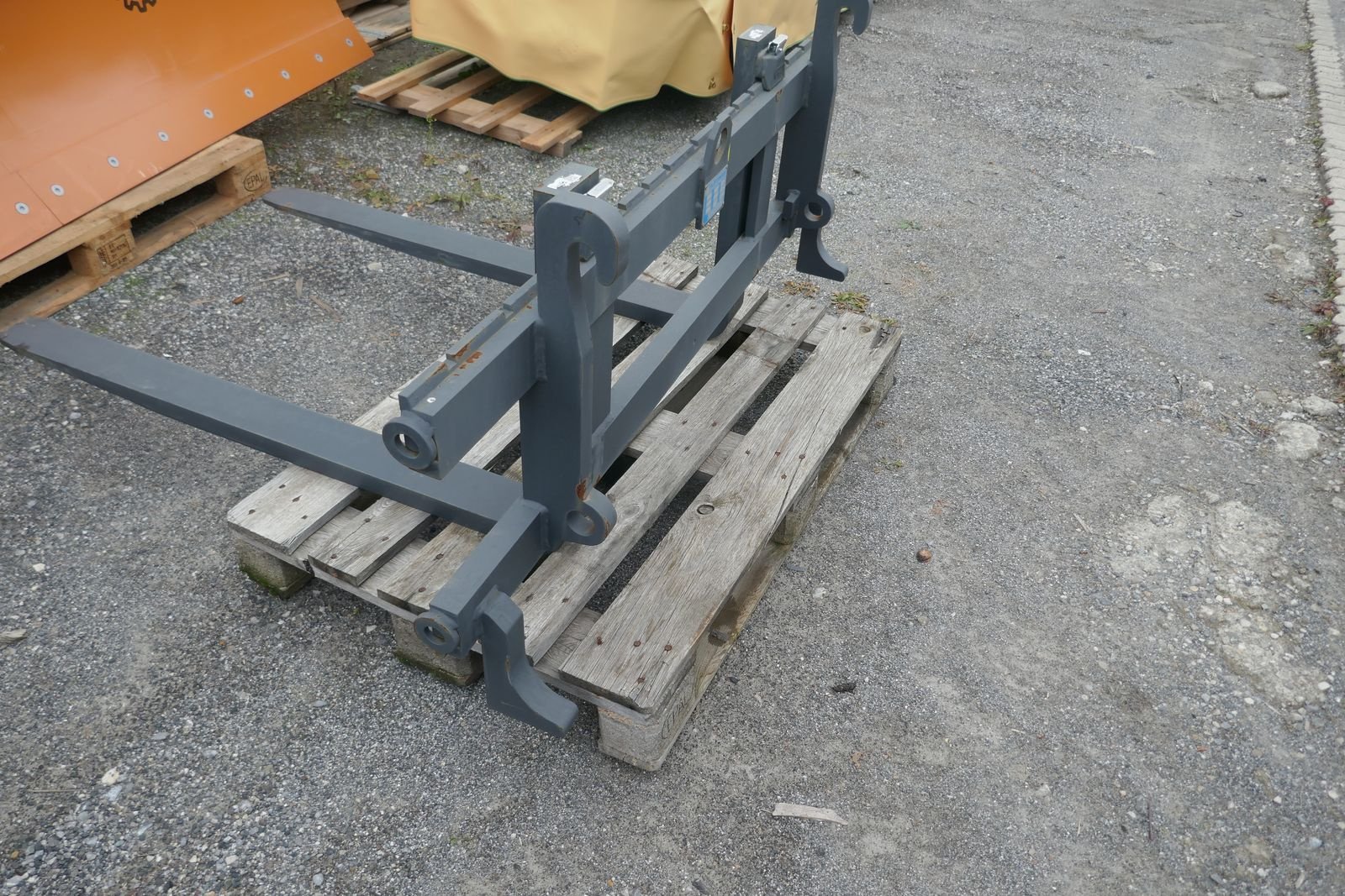 Anbaugerät typu Sonstige Flötzinger Palettengabel, Gebrauchtmaschine v Villach (Obrázek 6)