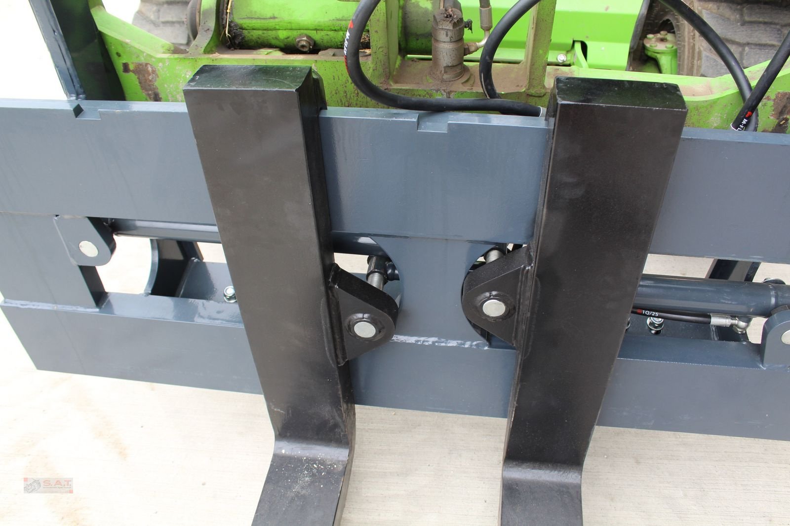 Anbaugerät tipa Sonstige Palettengabel FEM4 - 8000Kg Nutzlast, Neumaschine u Eberschwang (Slika 9)